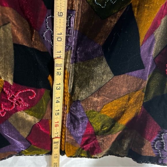 VIE by Victoria Royal Beaded Top size 20. (JK3) - Picture 4 of 8